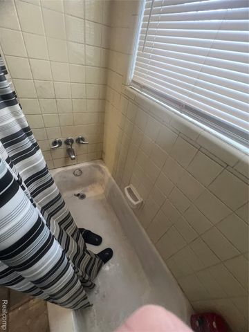 17861 Annott Street, Detroit, MI 48205