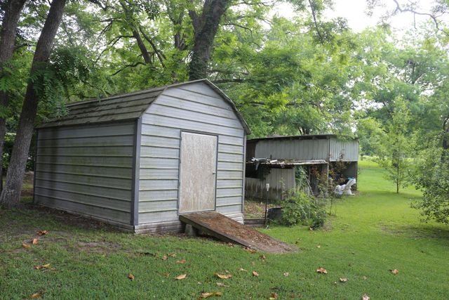 30 Moss Hill Lane, Point Blank, TX 77364