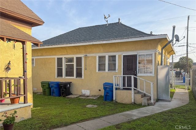 1207 Bay View, Wilmington, CA 90744