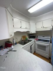 5612 Falls Of Neuse Road D, Raleigh, NC 27609