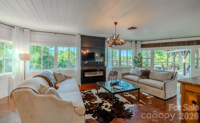 777 S River Road, Tryon, NC 28782