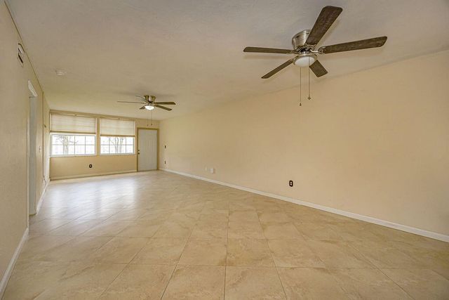1501 Palm Beach Trace Drive, Royal Palm Beach, FL 33411