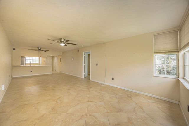 1501 Palm Beach Trace Drive, Royal Palm Beach, FL 33411