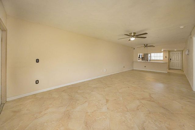 1501 Palm Beach Trace Drive, Royal Palm Beach, FL 33411