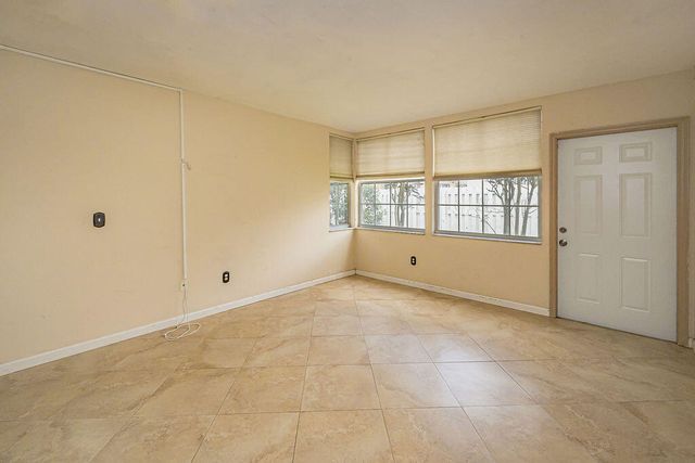 1501 Palm Beach Trace Drive, Royal Palm Beach, FL 33411