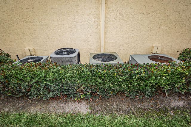 1501 Palm Beach Trace Drive, Royal Palm Beach, FL 33411