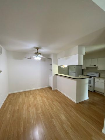 9000 Bissonnet Street 706, Houston, TX 77074