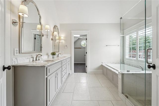 650 Garden Wilde Place, Roswell, GA 30075