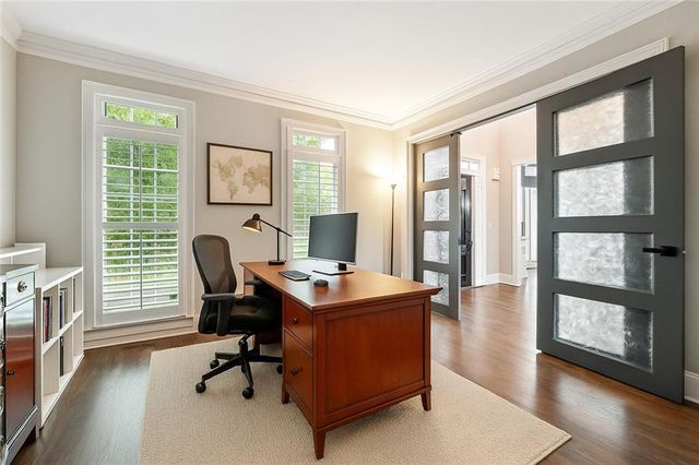650 Garden Wilde Place, Roswell, GA 30075