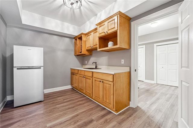 650 Garden Wilde Place, Roswell, GA 30075