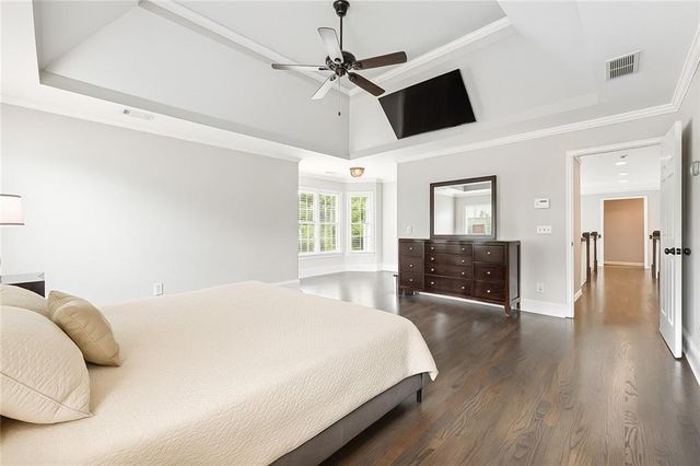 650 Garden Wilde Place, Roswell, GA 30075