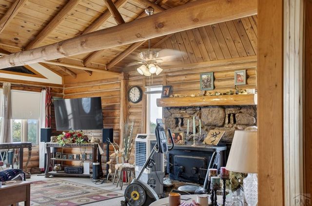 105 Los Vaqueros Cir., Walsenburg, CO 81089