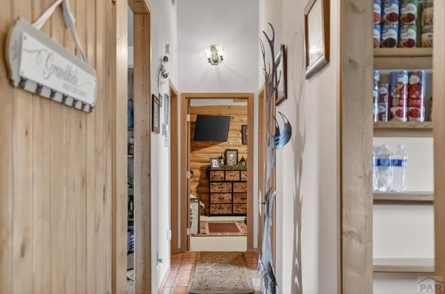 105 Los Vaqueros Cir., Walsenburg, CO 81089