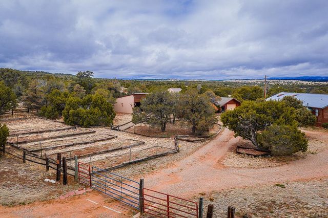 105 Los Vaqueros Cir., Walsenburg, CO 81089