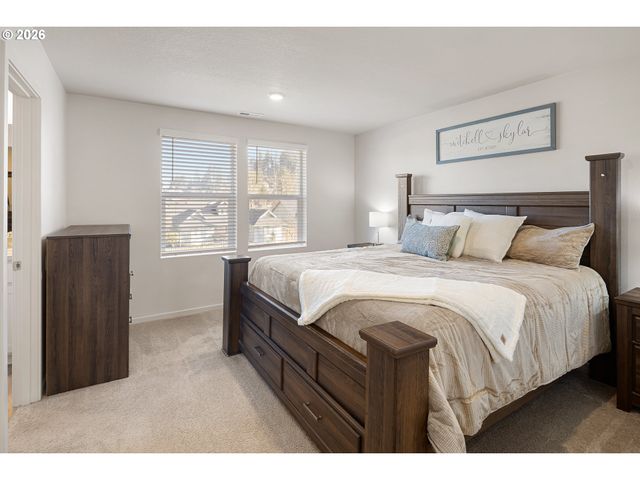 2483 30TH Pl, Springfield, OR 97477