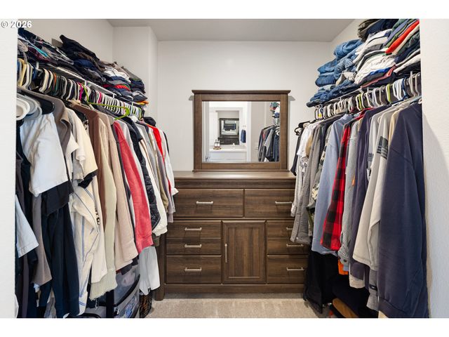 2483 30TH Pl, Springfield, OR 97477