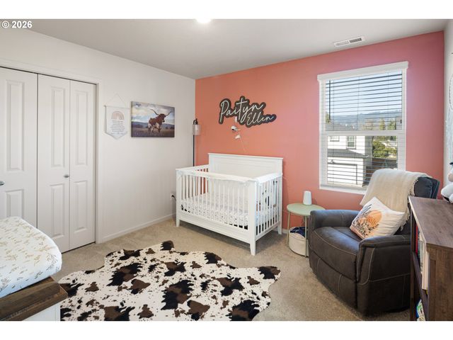 2483 30TH Pl, Springfield, OR 97477