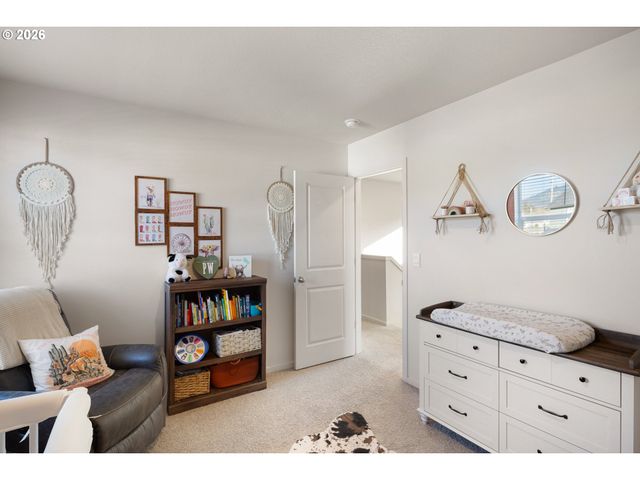 2483 30TH Pl, Springfield, OR 97477