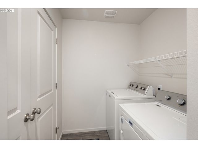 2483 30TH Pl, Springfield, OR 97477