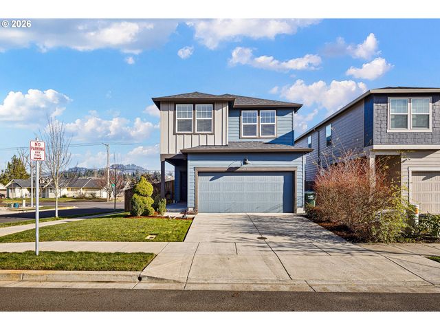2483 30TH Pl, Springfield, OR 97477
