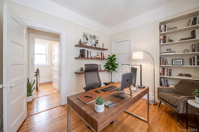 2512 Maclay Avenue, Bronx, NY 10461