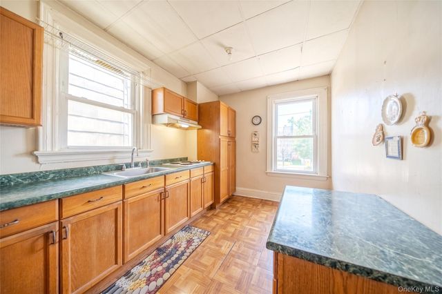 2512 Maclay Avenue, Bronx, NY 10461