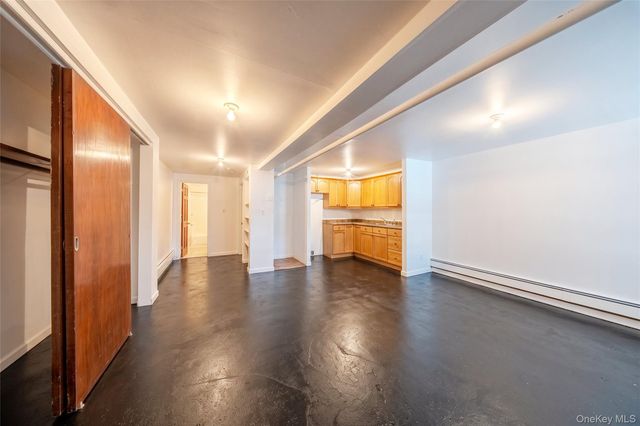 2512 Maclay Avenue, Bronx, NY 10461