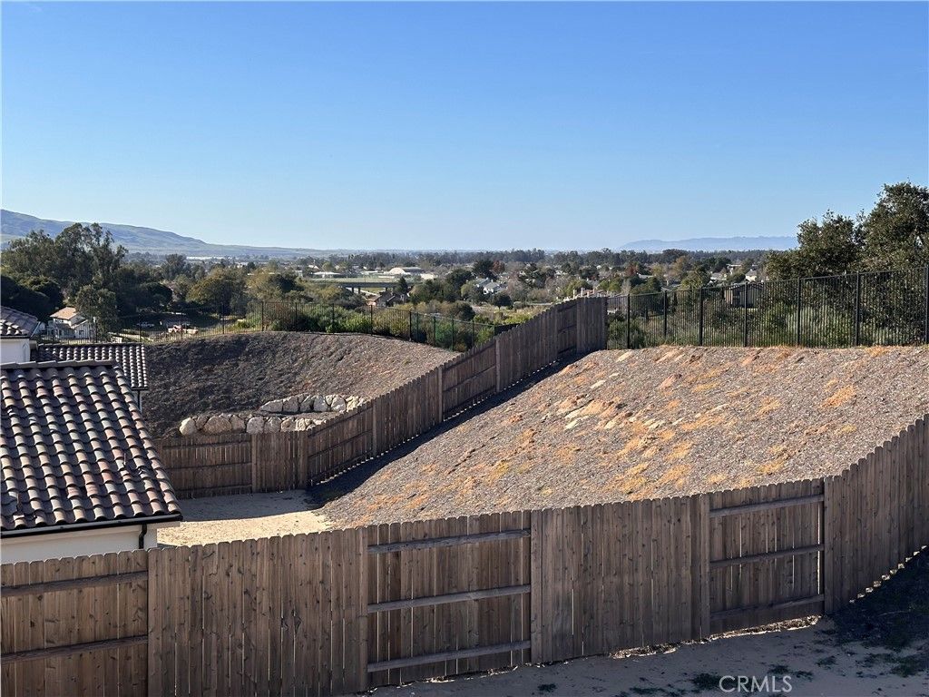 Image 16 of property listing at 5670 Morning Glory Drive, Santa Maria, CA 93455