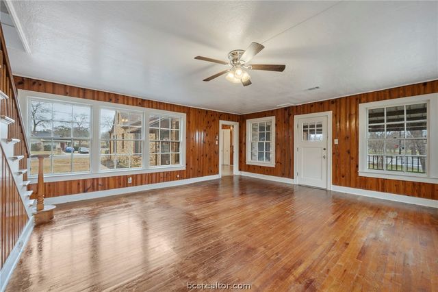 409 North Hutchins, Bryan, TX 77803