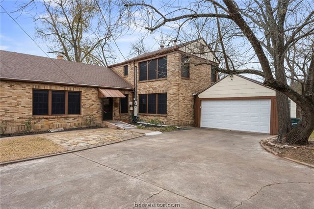 409 North Hutchins, Bryan, TX 77803