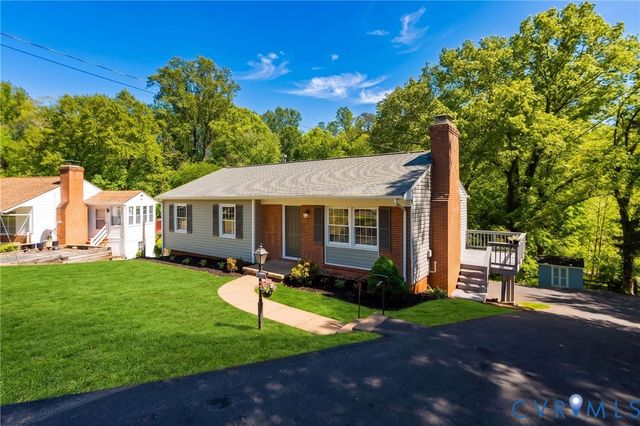 2208 Banbury St, Charlottesville, VA 22901