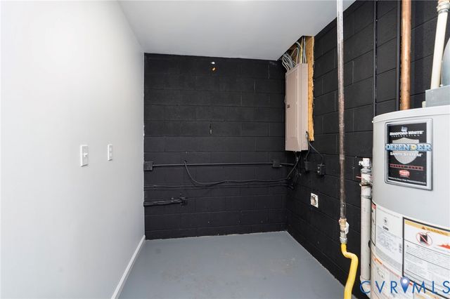 2208 Banbury St, Charlottesville, VA 22901