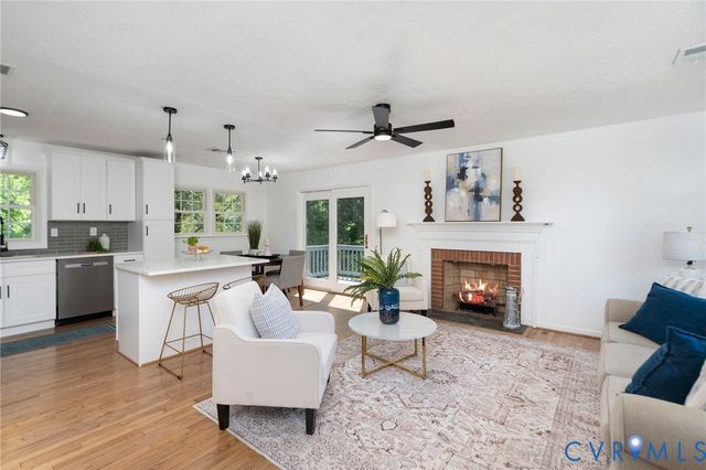 2208 Banbury St, Charlottesville, VA 22901