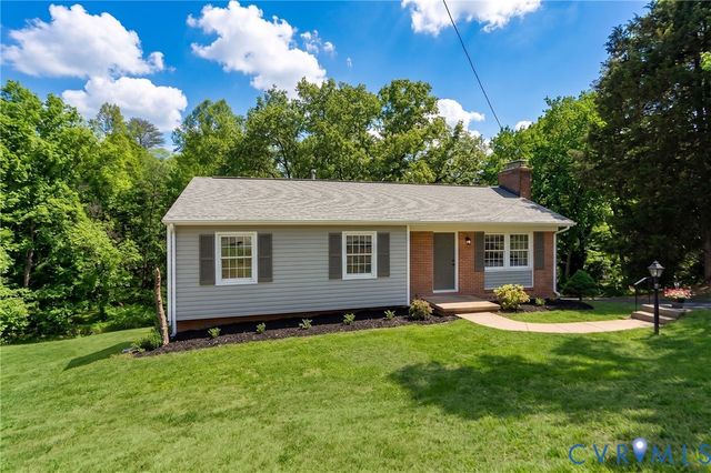 2208 Banbury St, Charlottesville, VA 22901