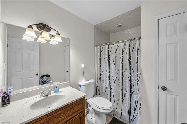 1221 Hartford DR, Virginia Beach, VA 23464