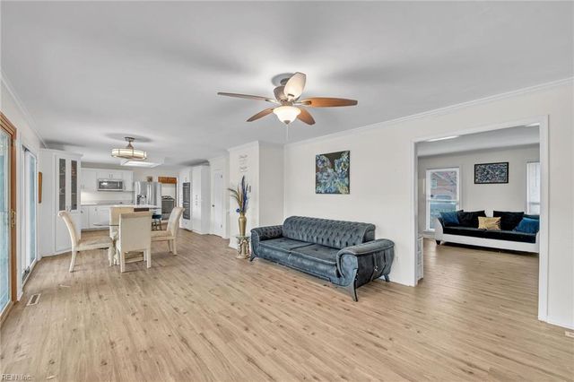 1221 Hartford DR, Virginia Beach, VA 23464