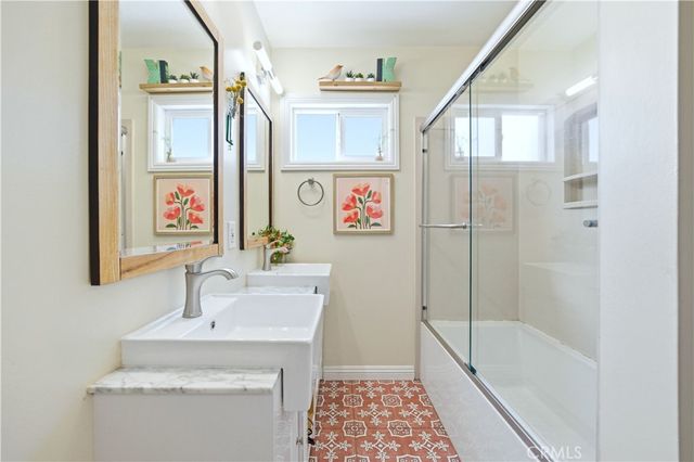 420 Montana Street, Monrovia, CA 91016