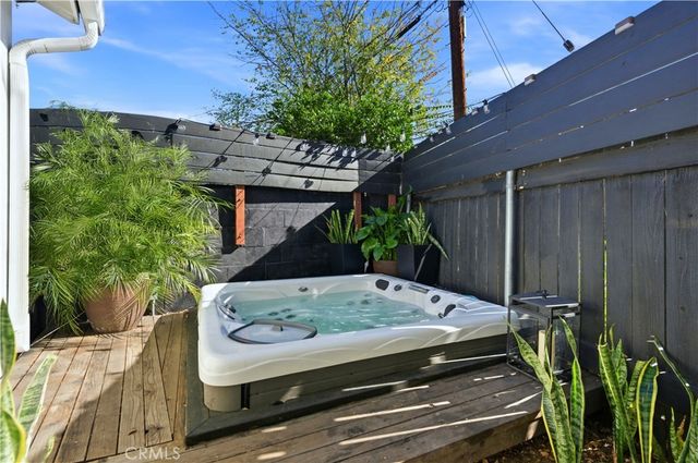 420 Montana Street, Monrovia, CA 91016