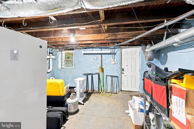 305 CARSON ST, Philadelphia, PA 19128