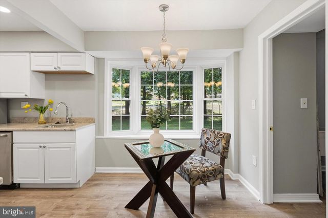 8411 RED WING LN, Lanham, MD 20706