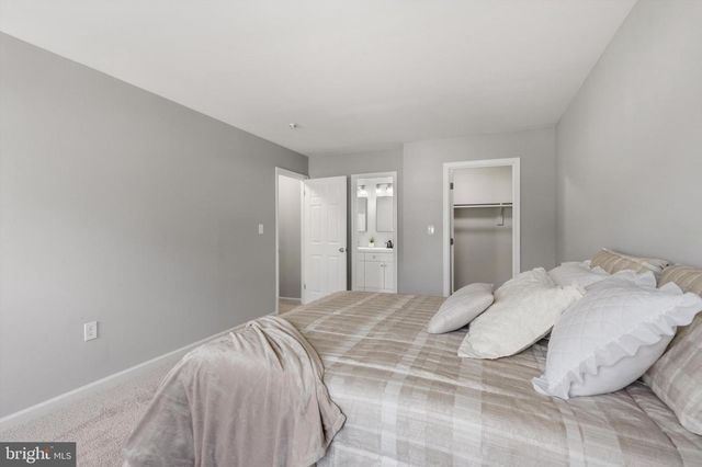 8411 RED WING LN, Lanham, MD 20706