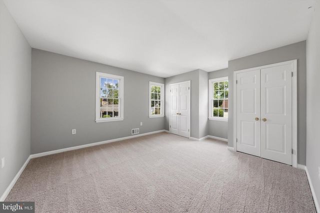 8411 RED WING LN, Lanham, MD 20706