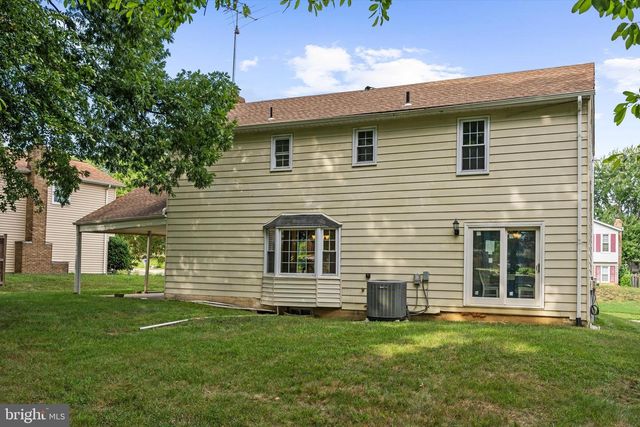 8411 RED WING LN, Lanham, MD 20706