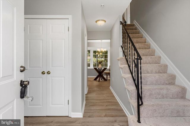 8411 RED WING LN, Lanham, MD 20706