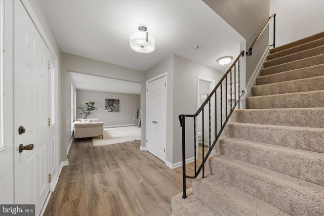 8411 RED WING LN, Lanham, MD 20706