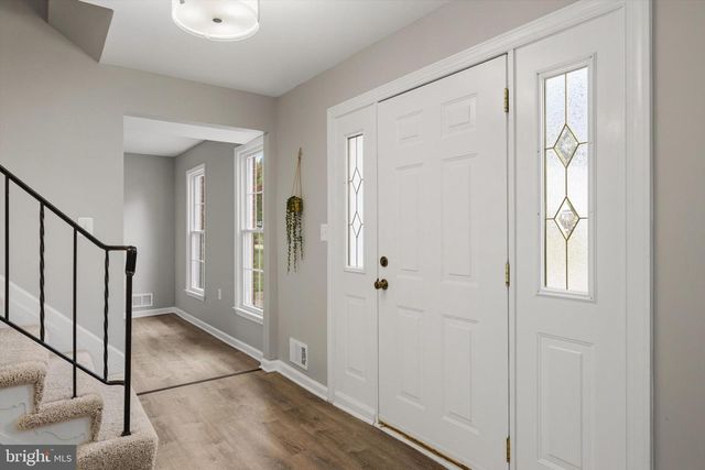 8411 RED WING LN, Lanham, MD 20706