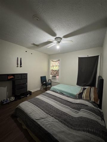 1909 7Th St Street, Lake Charles, LA 70601