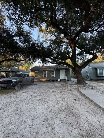 1909 7Th St Street, Lake Charles, LA 70601