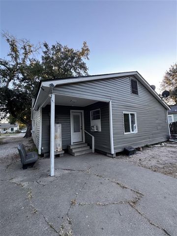 1909 7Th St Street, Lake Charles, LA 70601