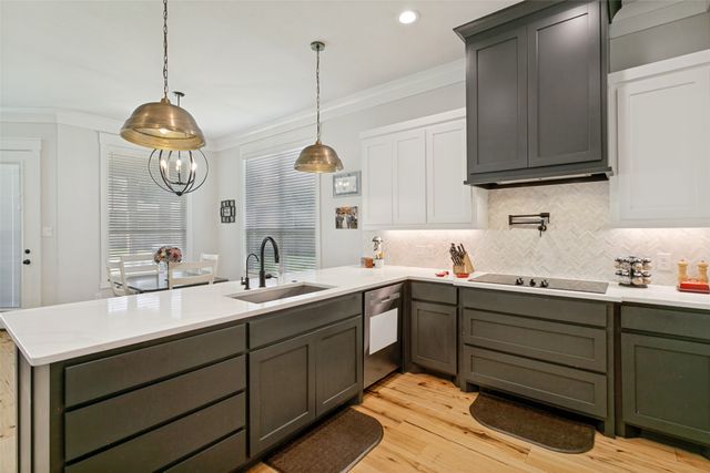 104 Bent Creek Court, Cleburne, TX 76033